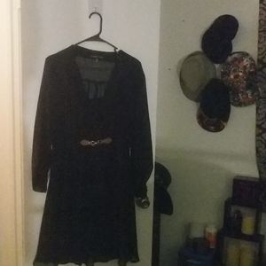 Beautiful sheer dress with brown accent